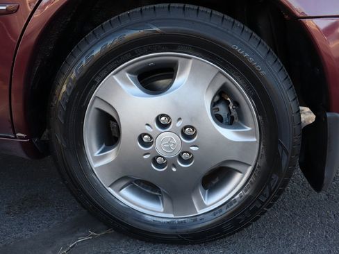 Used 2003 Toyota Avalon XL image 40