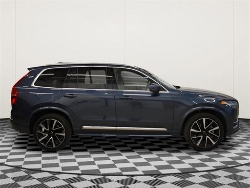 Used 2024 Volvo XC90 B6 Plus image 2