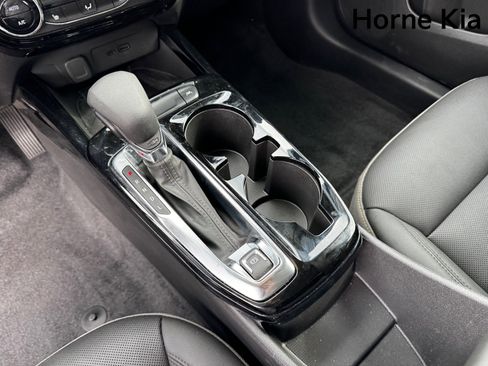 Used 2024 Chevrolet Trax ACTIV w/ Sunroof Package image 23