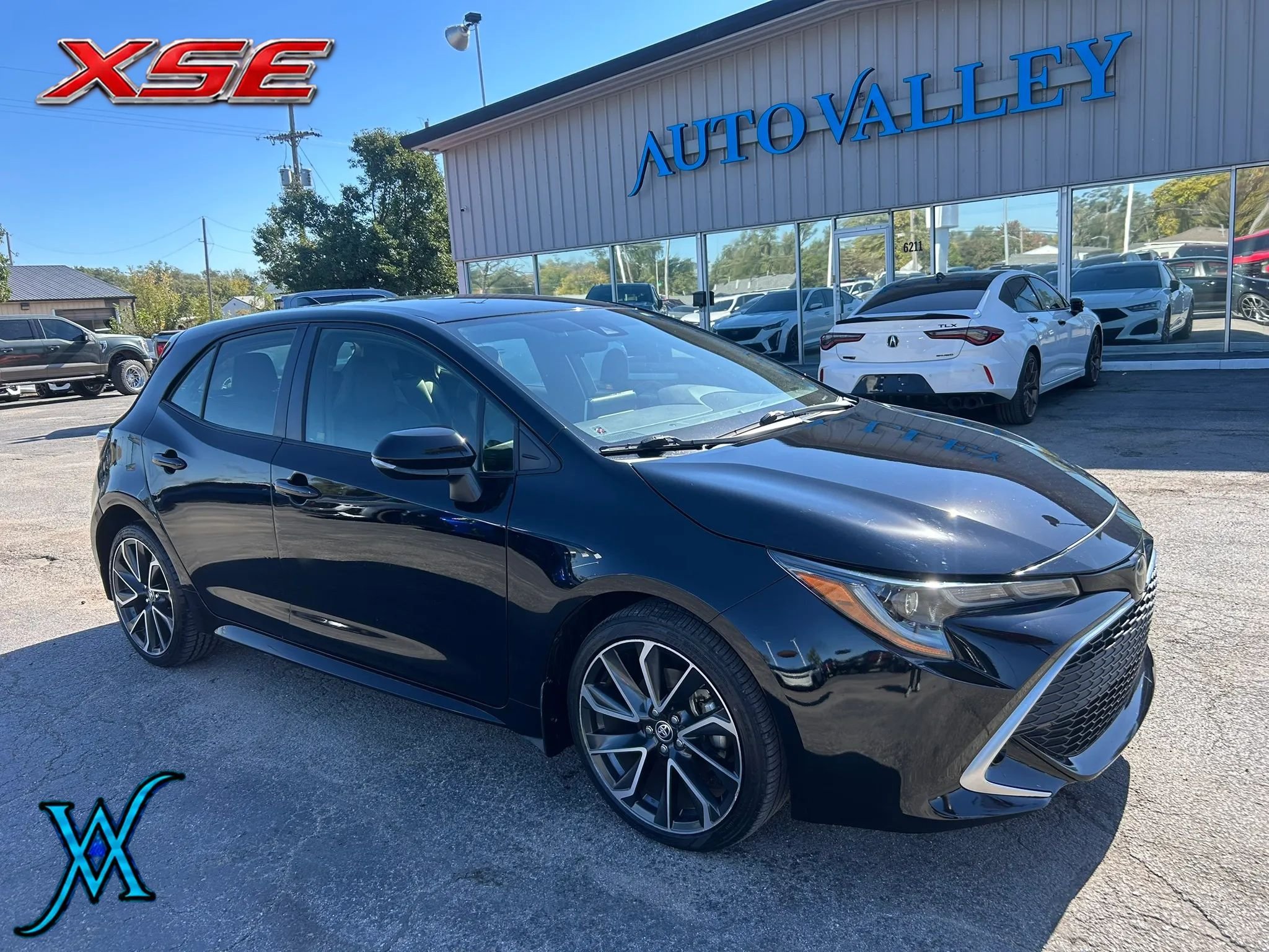 Used 2021 Toyota Corolla XSE FWD image 1