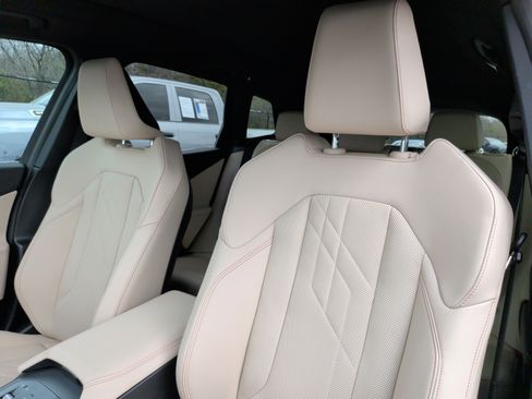 Certified 2026 BMW X3 xDrive30 w/ Premium Package image 25