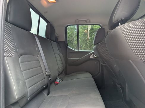 Used 2017 Nissan Frontier PRO-4X AWD/4WD image 16