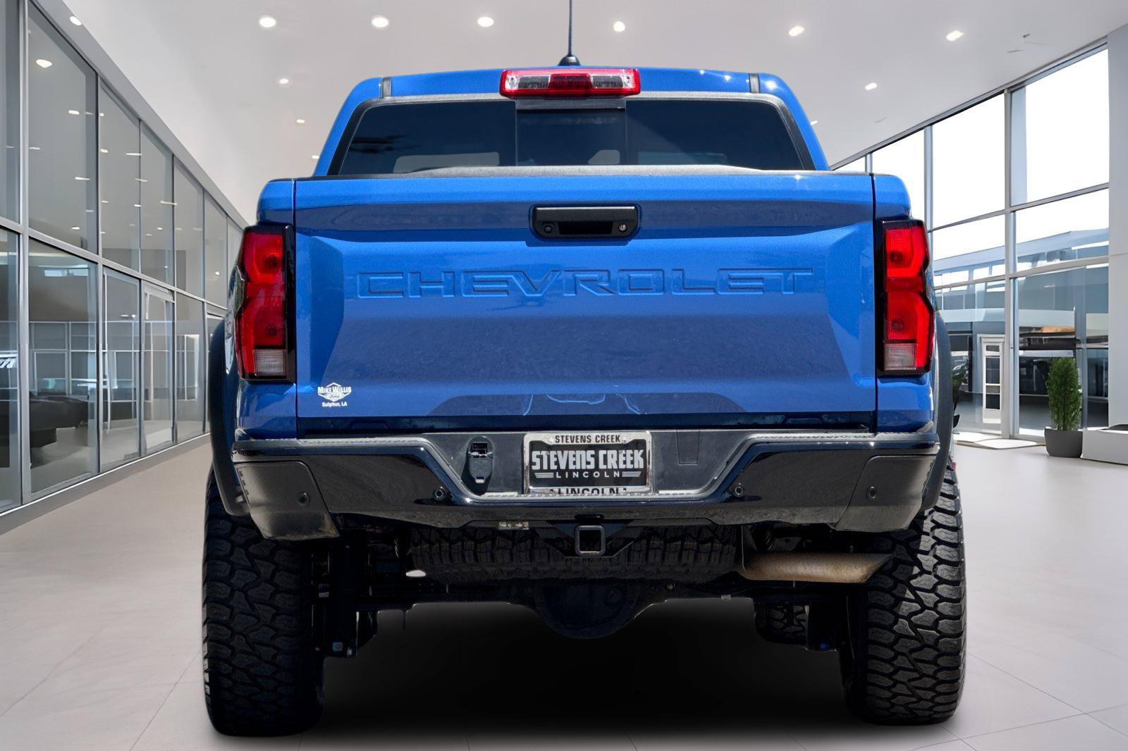 Used 2025 Chevrolet Colorado ZR2 w/ Technology Package AWD/4WD image 5