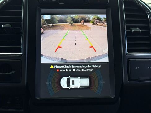 Used 2017 Ford F250 XLT image 12