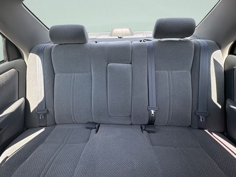 Used 2001 Toyota Camry LE w/ Value Pkg 3 FWD image 15