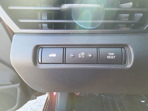 Used 2024 Nissan Altima 2.5 SV image 20