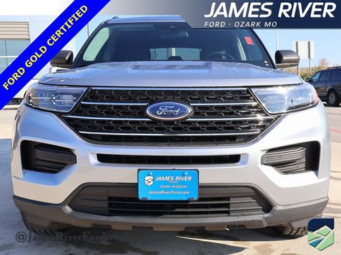Certified 2022 Ford Explorer XLT image 7