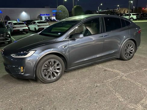Used 2019 Tesla Model X Long Range image 13