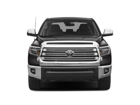 Used 2018 Toyota Tundra Limited w/ Limited Premium Package AWD/4WD image 4
