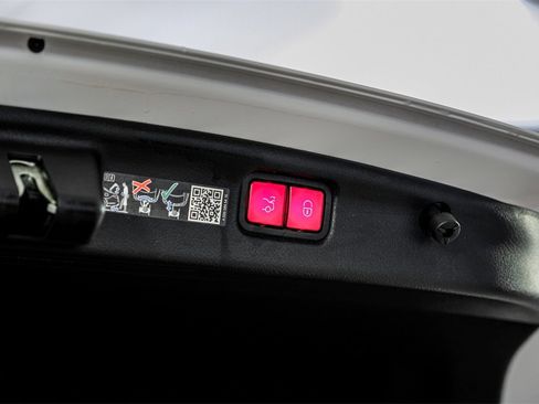 Used 2022 Mercedes-Benz C 300 C 300 image 55