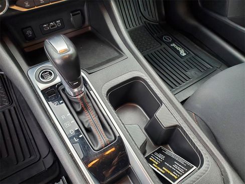 Certified 2024 Nissan Sentra SR image 26