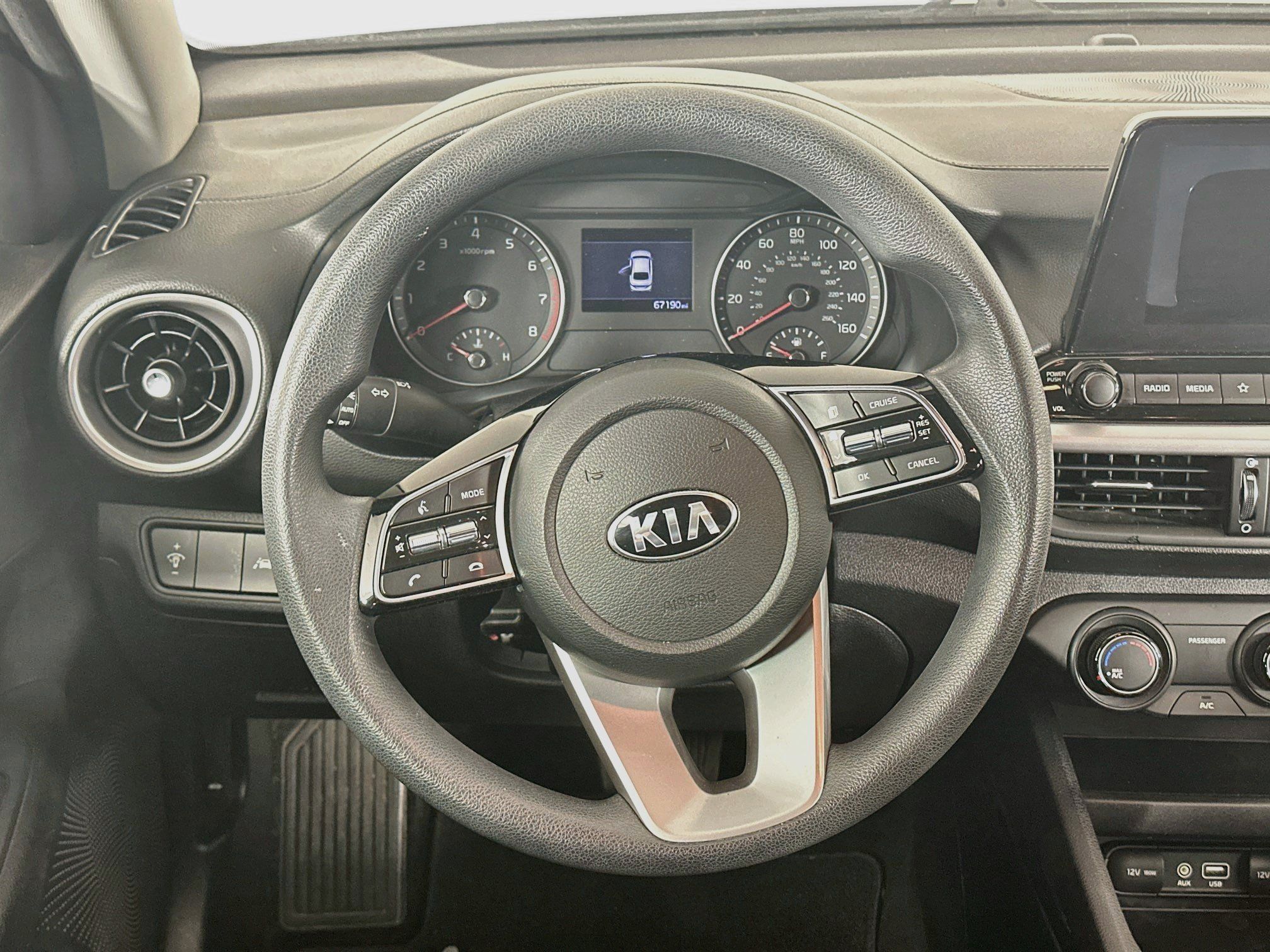 Used 2020 Kia Forte LXS FWD image 18