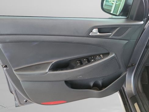 Used 2018 Hyundai Tucson Limited image 27