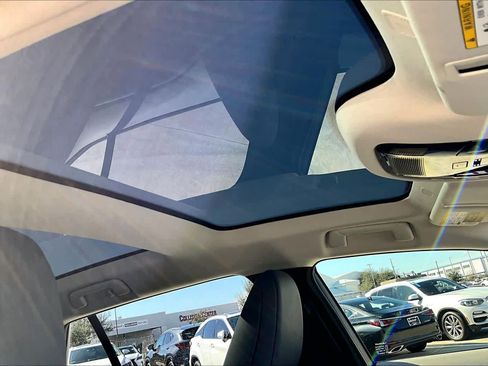 Used 2023 Lexus RZ 450e Premium image 14