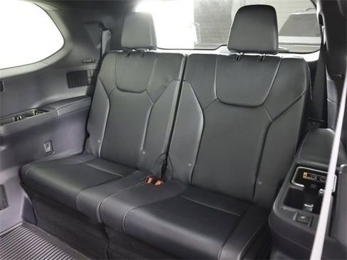 New 2026 Lexus TX 500h AWD image 23