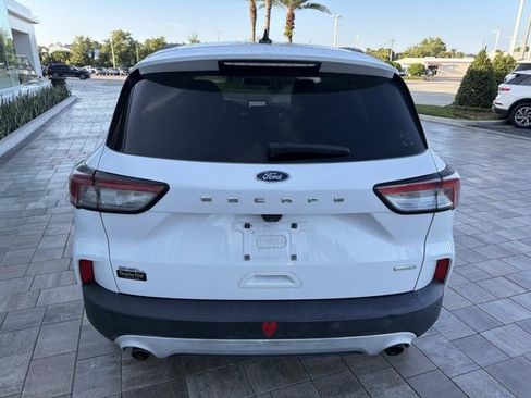 Used 2020 Ford Escape SEL FWD image 3