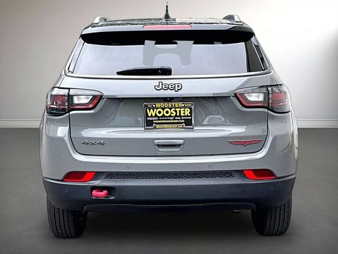 Used 2022 Jeep Compass Trailhawk w/ Trailhawk Elite Group AWD/4WD image 6
