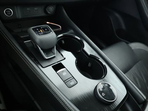 Used 2022 Nissan Rogue Platinum w/ Head-Up Display Package image 15