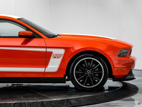 Used 2012 Ford Mustang Boss 302 w/ Boss 302 Accessory Pkg RWD image 21