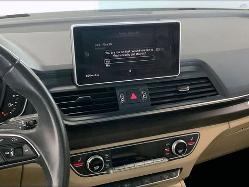 Used 2020 Audi Q5 2.0T Premium Plus w/ Premium Plus Package image 14