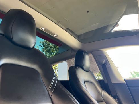 Used 2018 Tesla Model 3 Long Range AWD/4WD image 17