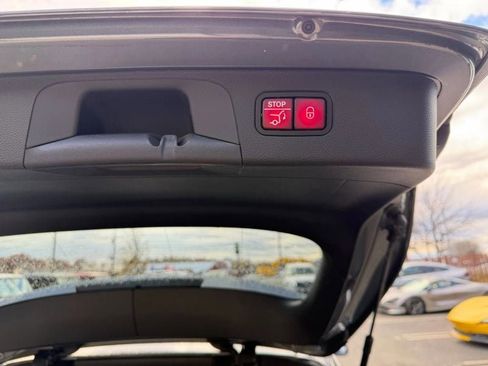 Used 2021 Mercedes-Benz GLC 300 4MATIC image 31