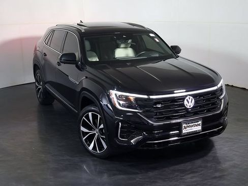 Used 2024 Volkswagen Atlas Cross Sport SEL Premium R-Line AWD/4WD image 7