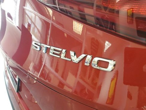 Used 2018 Alfa Romeo Stelvio Quadrifoglio w/ Driver Assist Dynamic Package image 6