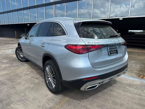 New 2026 Mercedes-Benz GLC 300 image 4