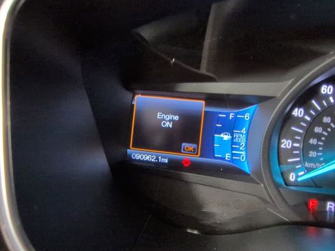 Used 2015 Ford Fusion SE w/ Equipment Group 202A image 21