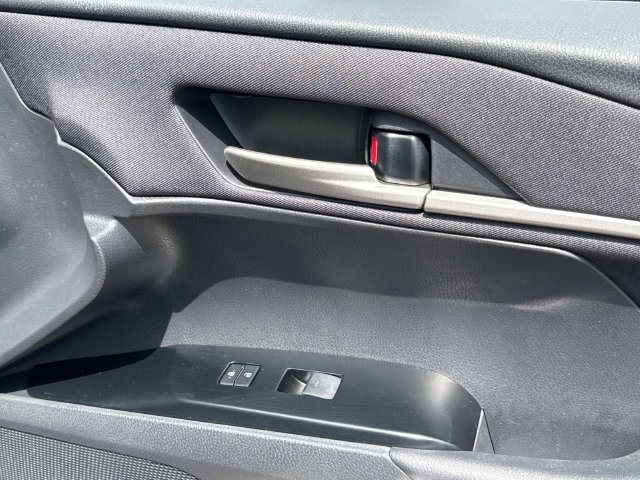 Used 2025 Toyota Camry LE FWD image 18