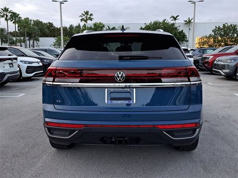 New 2026 Volkswagen Atlas Cross Sport SE image 4