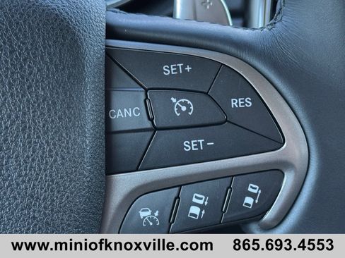 Used 2017 Jeep Grand Cherokee Summit w/ Platinum Series Group image 19