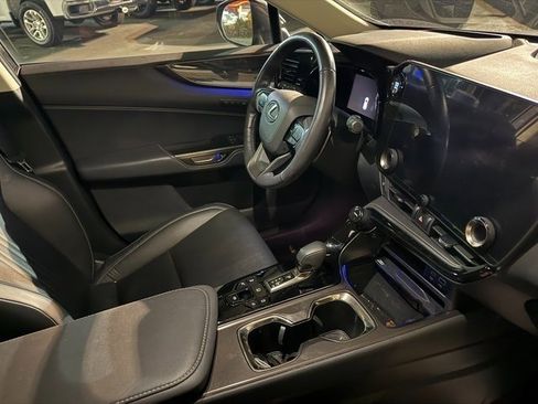 Used 2024 Lexus NX 350 AWD w/ Premium Package image 3