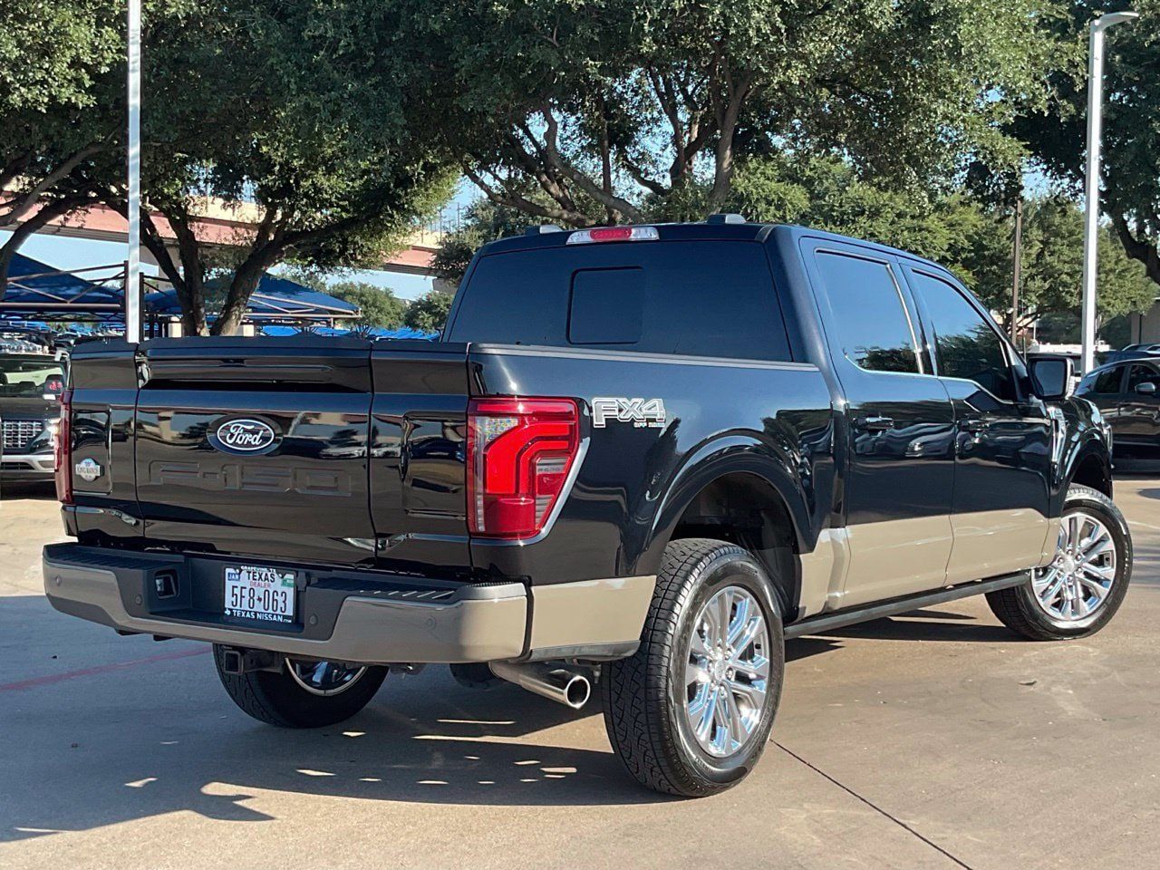 Used 2025 Ford F150 King Ranch w/ FX4 Off-Road Package AWD/4WD image 4
