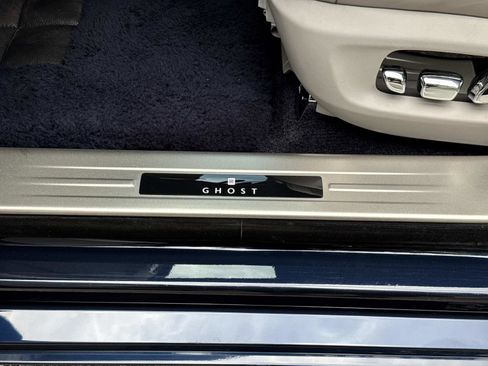 Used 2023 Rolls-Royce Ghost AWD/4WD image 32