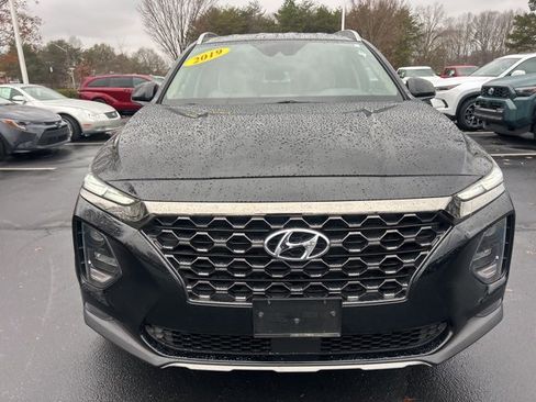 Used 2019 Hyundai Santa Fe SEL image 2