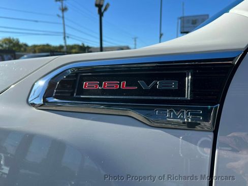 Used 2022 GMC Sierra 2500 Denali image 11