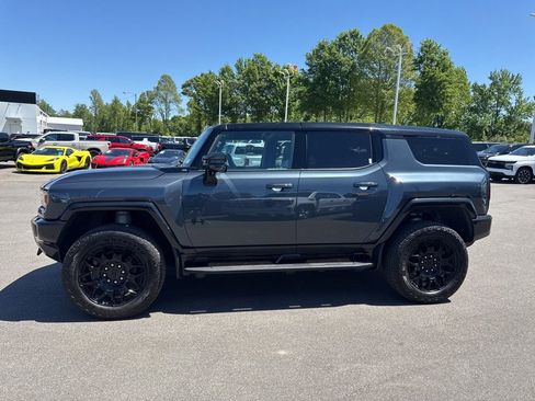 Used 2025 GMC Hummer EV 3X w/ LPO, Dark Essentials Package AWD/4WD image 2