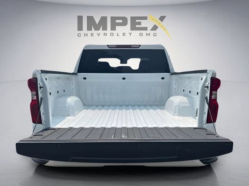 Used 2024 Chevrolet Silverado 1500 Custom AWD/4WD image 27