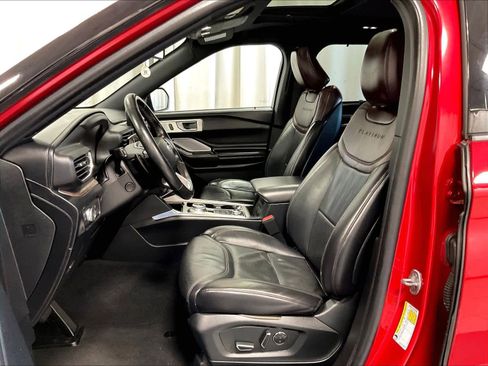 Used 2020 Ford Explorer Platinum w/ Premium Technology Package image 10