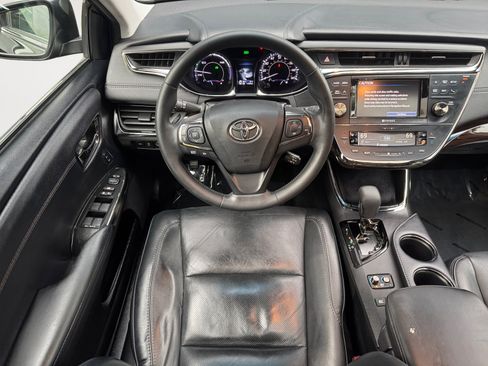 Used 2013 Toyota Avalon Limited FWD image 10