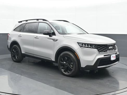 Used 2022 Kia Sorento S image 9