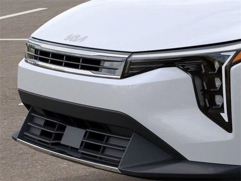 New 2026 Kia K4 EX image 12