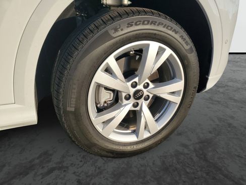 New 2025 Audi Q5 Premium image 6
