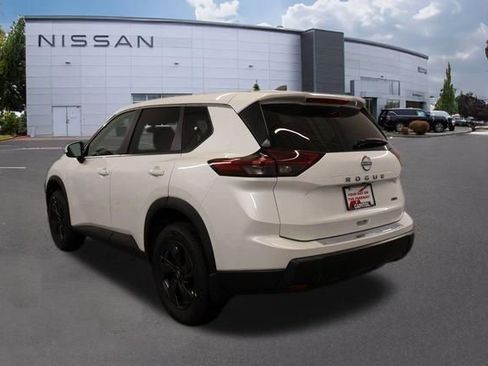 New 2026 Nissan Rogue SV w/ Cold Weather Package image 4