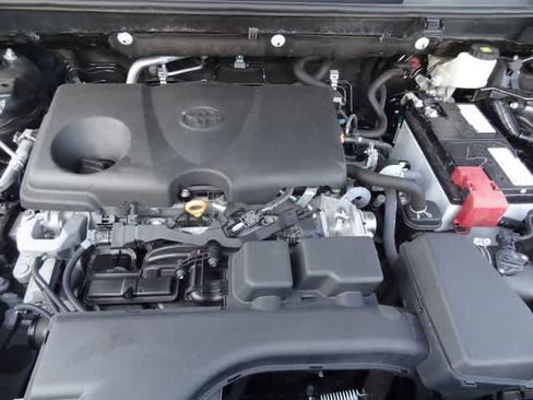 Certified 2024 Toyota RAV4 XLE FWD image 37