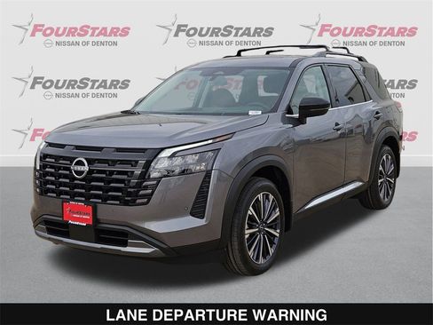 New 2026 Nissan Pathfinder Platinum image 9