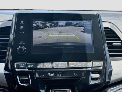 Used 2023 Honda Odyssey Touring image 11