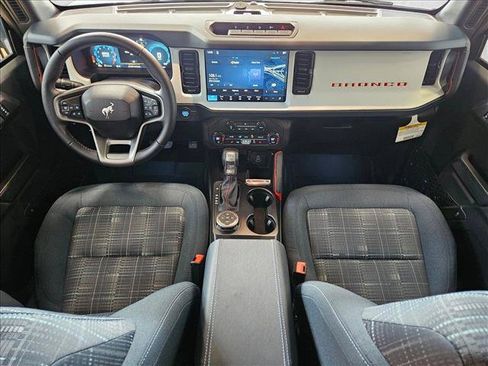 New 2026 Ford Bronco Heritage Edition AWD/4WD image 14